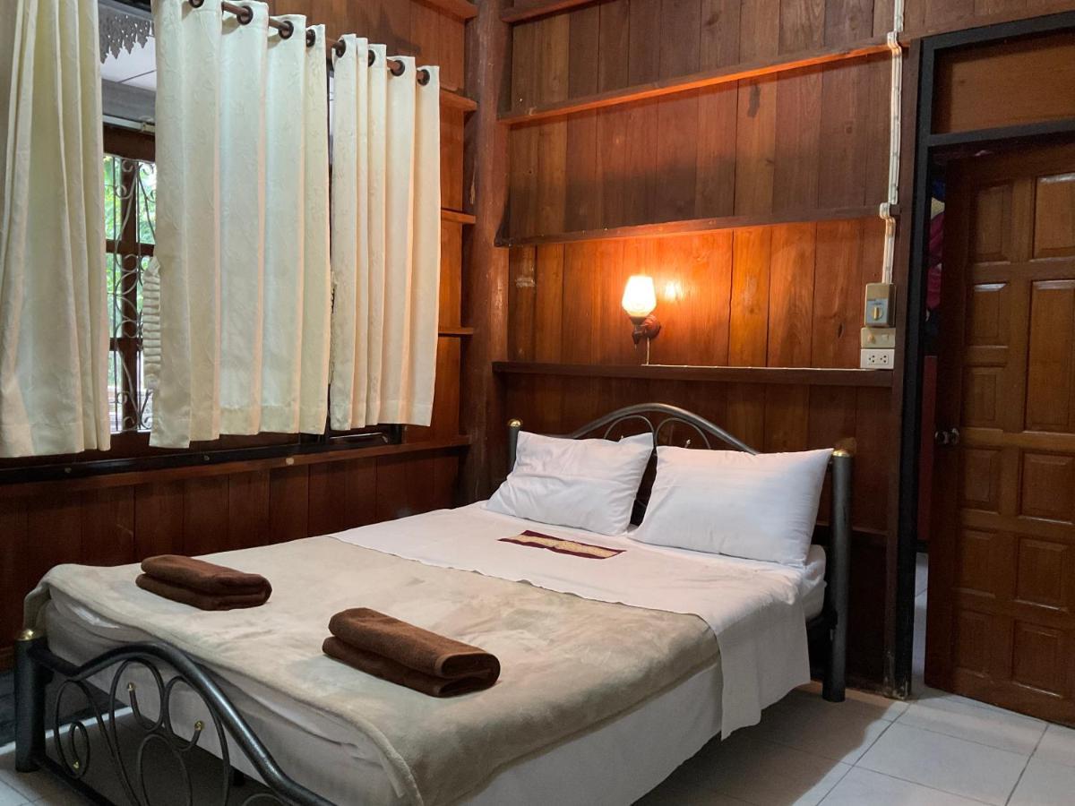 Kwanlah Homestay Mae Chaem Exterior photo